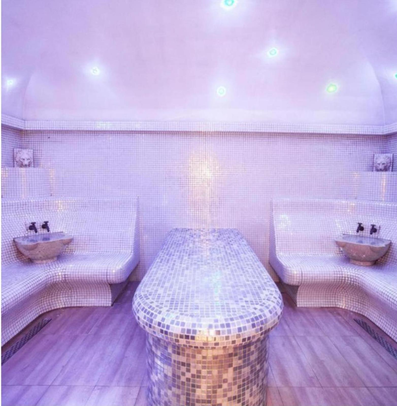 Love Room Bucarest Esterno foto