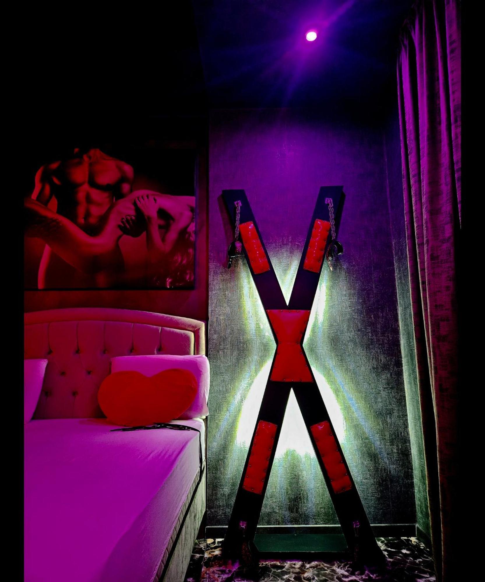 Love Room Bucarest Esterno foto